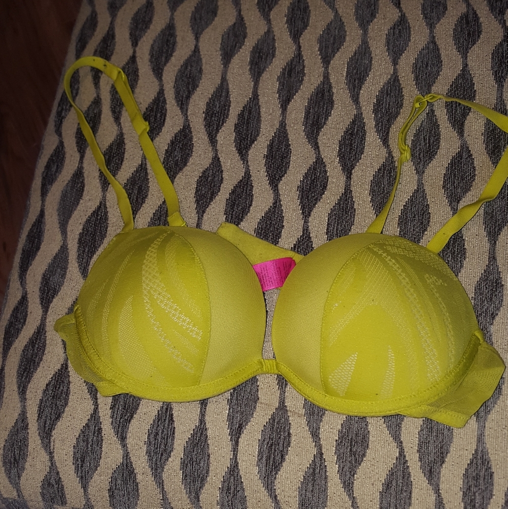 Cute Lime Green La Senza Bra
